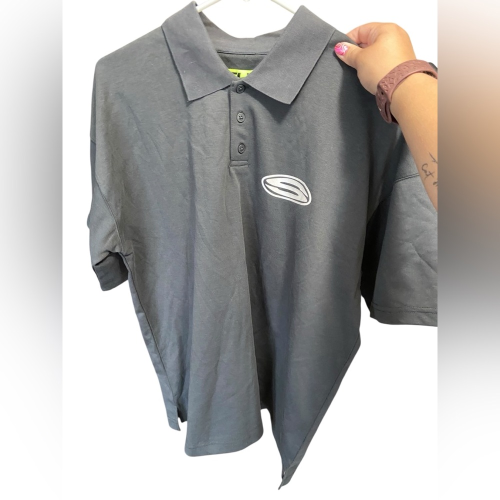 Studio pacsun men’s top size small NWT